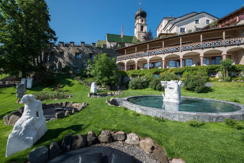Romantik Hotel Turm Фіє Екстер'єр фото