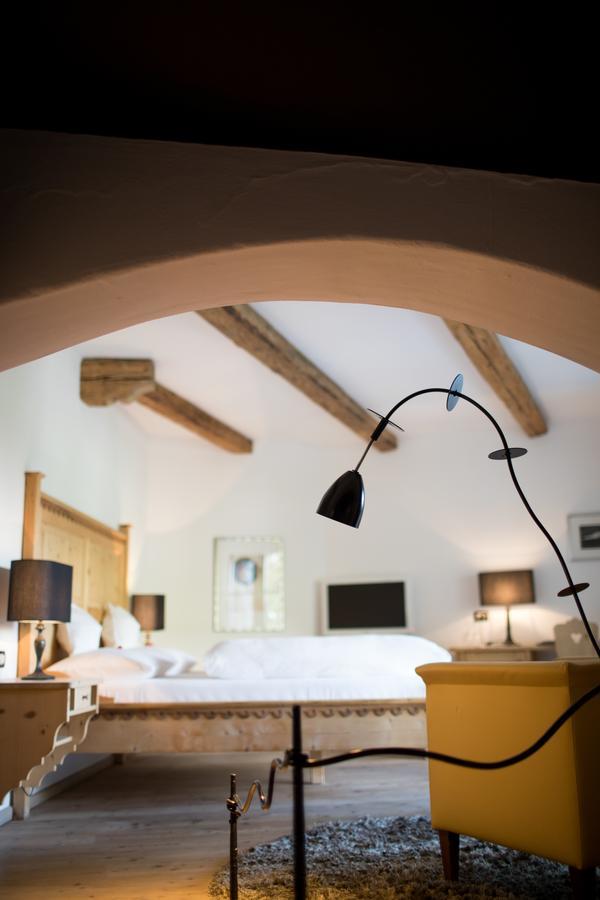 Romantik Hotel Turm Фіє Екстер'єр фото